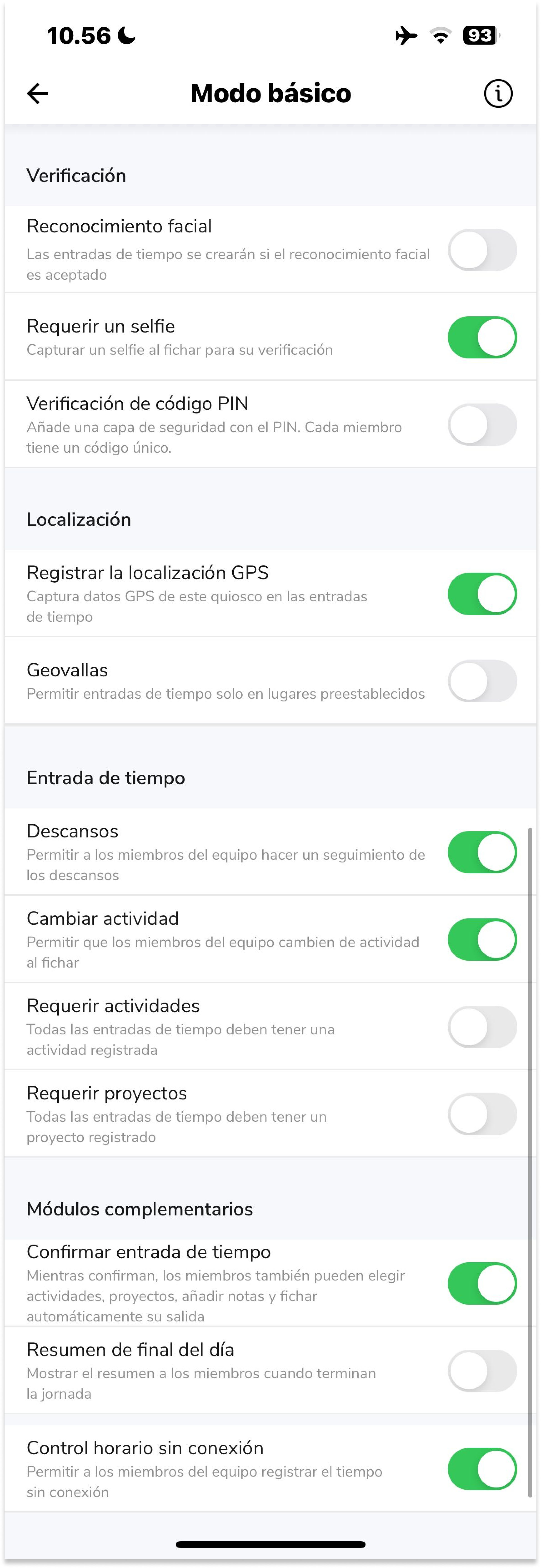 El modo básico permite a los miembros fichar a la entrada y a la salida pulsando sobre sus nombres en la lista de Personas.