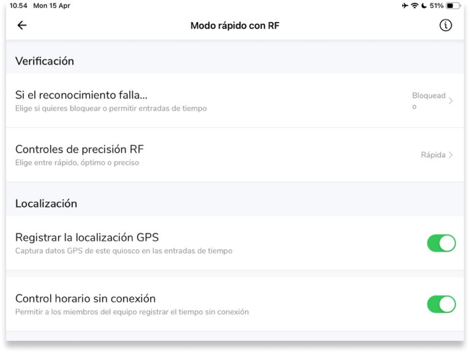 El modo reconocimiento facial rápido permite a los usuarios fichar a la entrada y a la salida prácticamente sin contacto. Más información sobre cómo utilizar el modo rápido para quioscos.