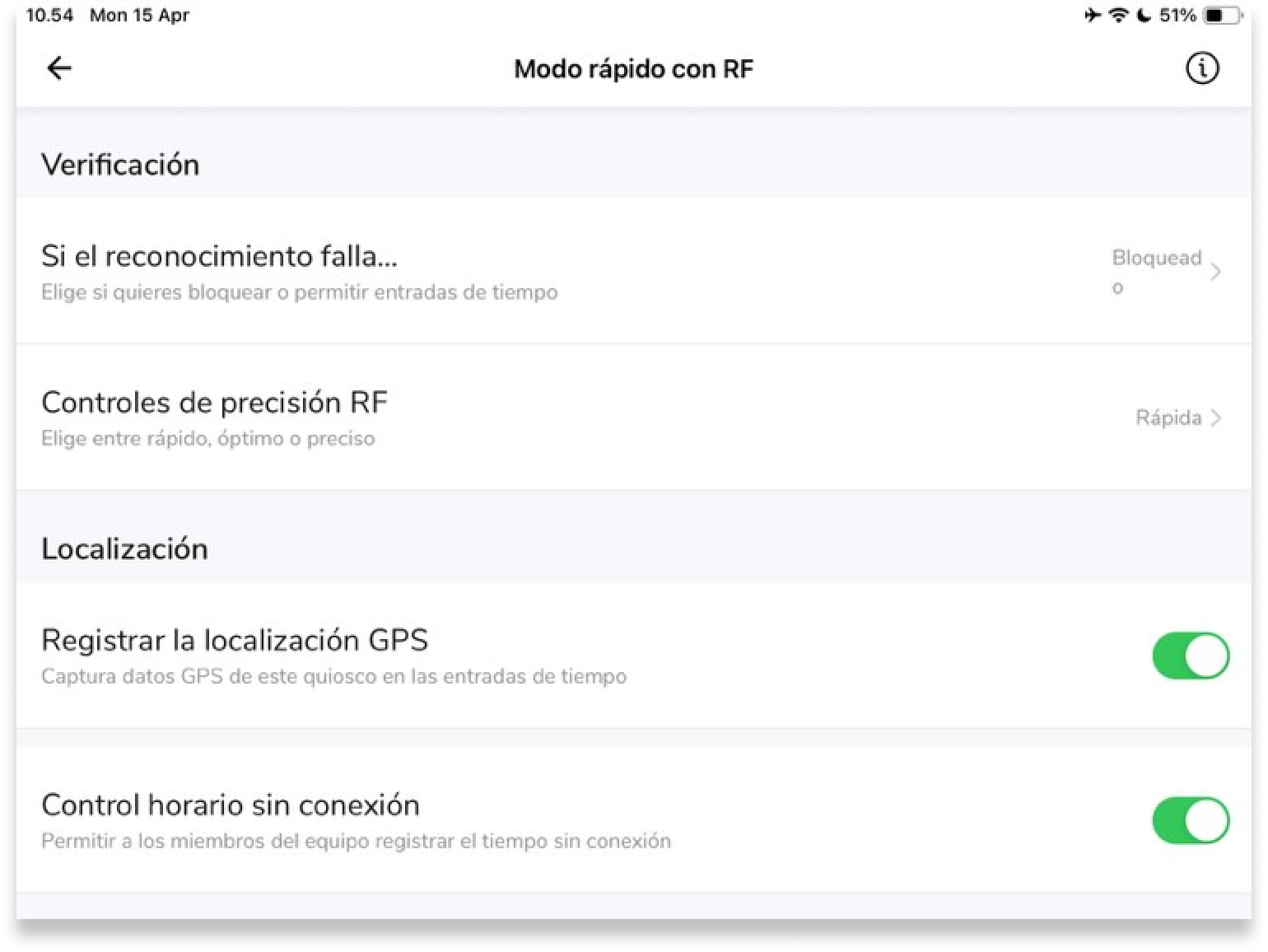 El modo reconocimiento facial rápido permite a los usuarios fichar a la entrada y a la salida prácticamente sin contacto. Más información sobre cómo utilizar el modo rápido para quioscos.