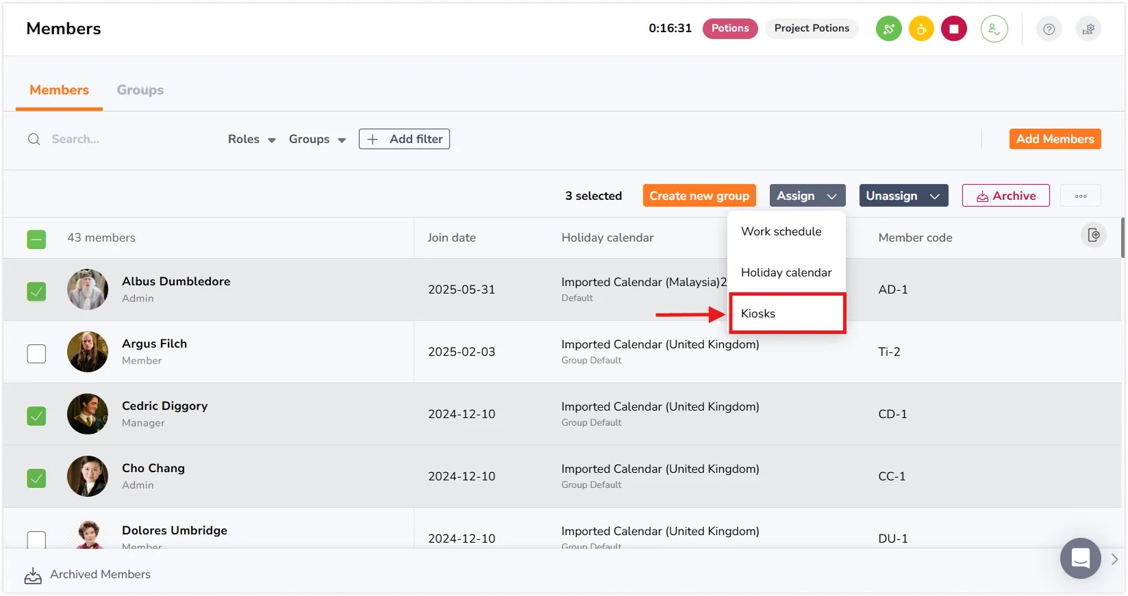 Selecting kiosks under assign button after selecting multiple members on People tab