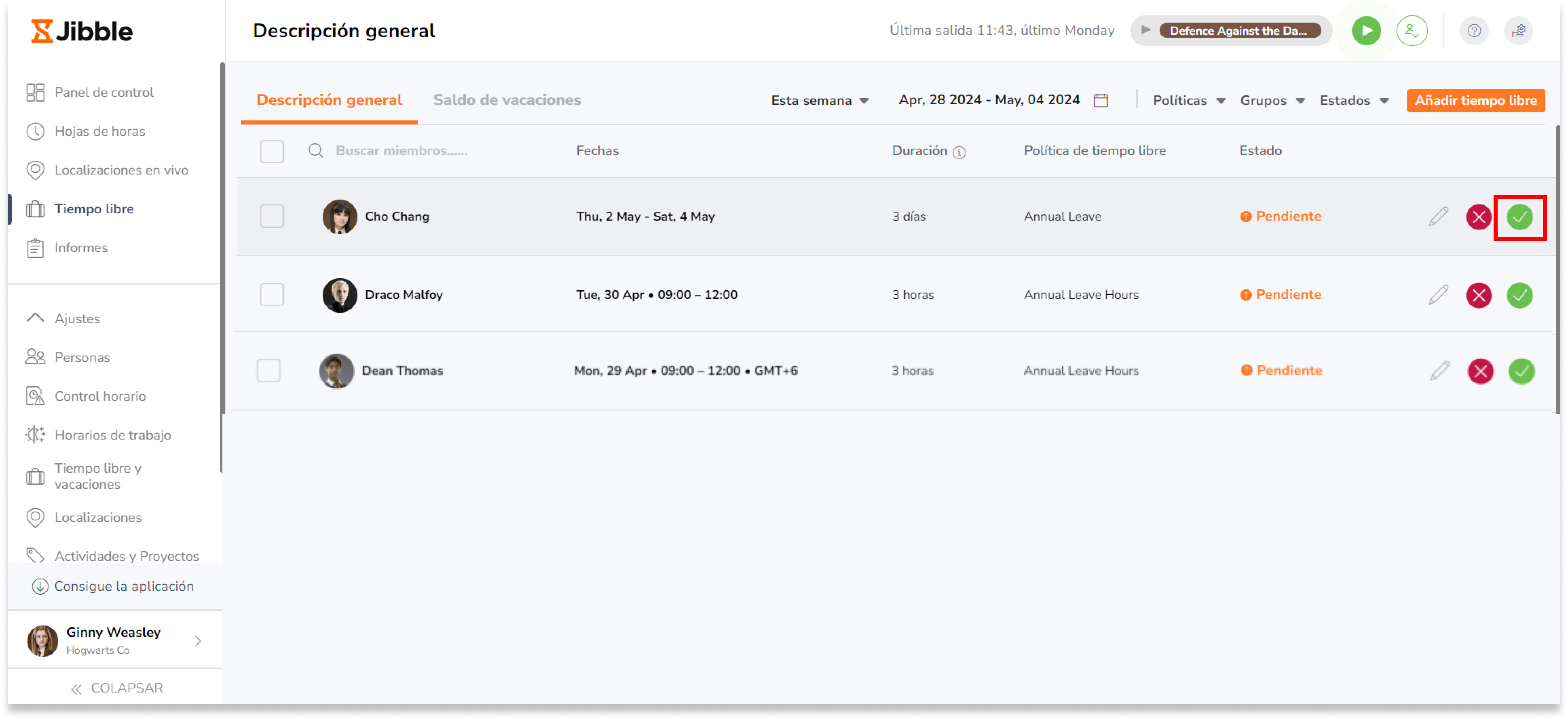 Haz clic en el botón verde de aprobación del tiempo libre que quieras aprobar. 