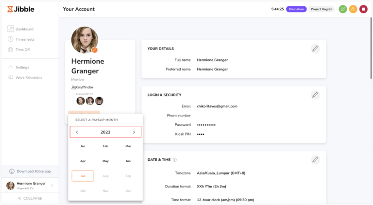 Selecting year and month to view published payslips