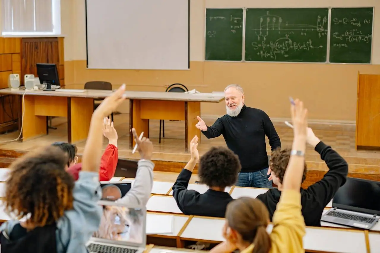 Lecturer teaching at a university.