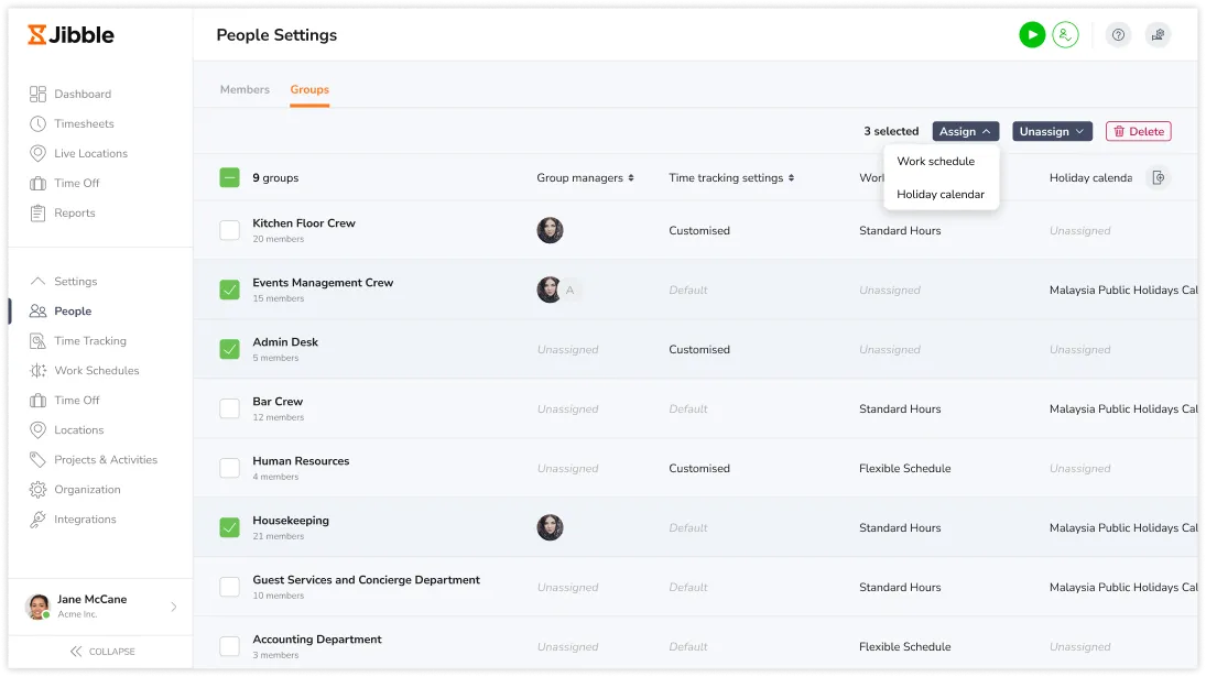 Assigning groups to entities in bulk