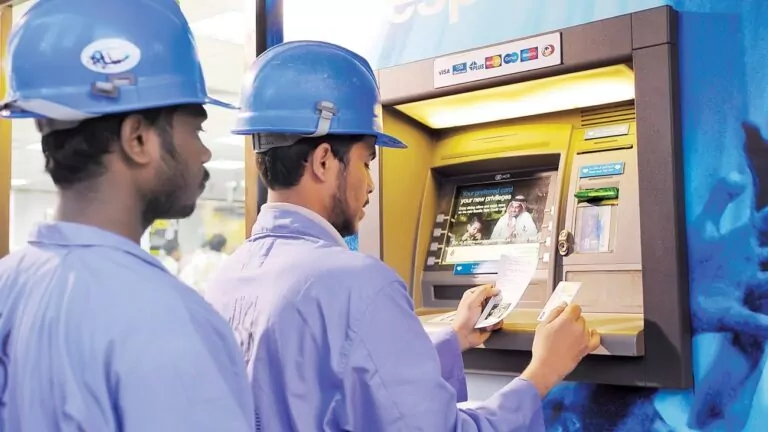 حماية الأجور بتقنية التعرف على الوجه بالذكاء الاصطناعي