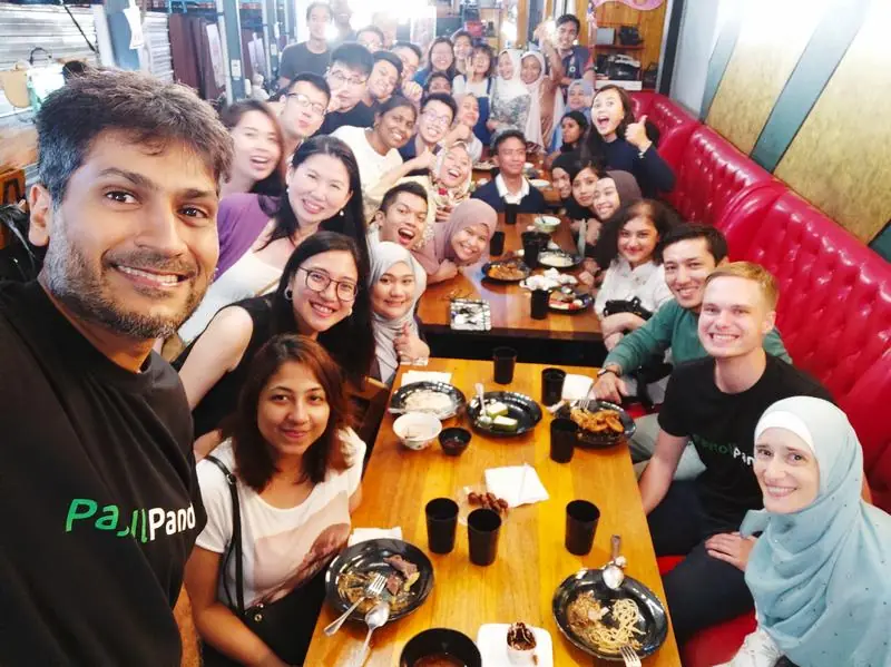 Junto con el equipo en crecimiento de PayrollPanda y Jibble.