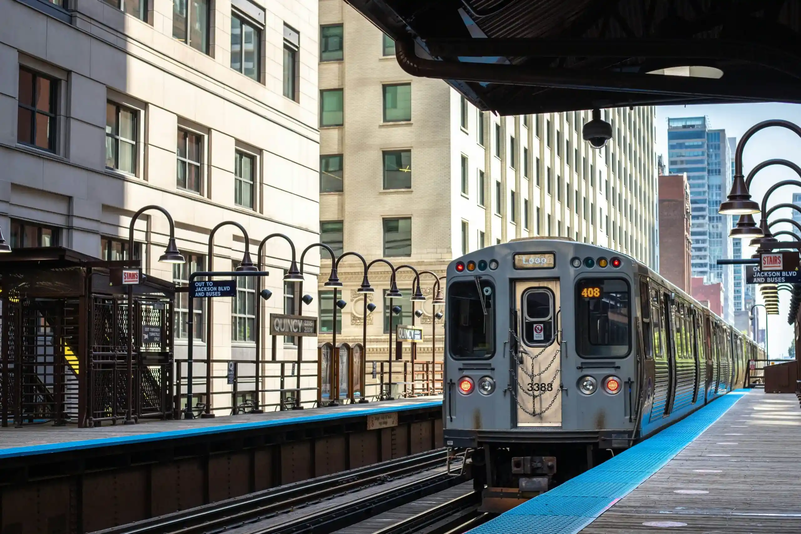 Picture of train in station in Chicago, Chicago Transit Remote Work Time Abuse