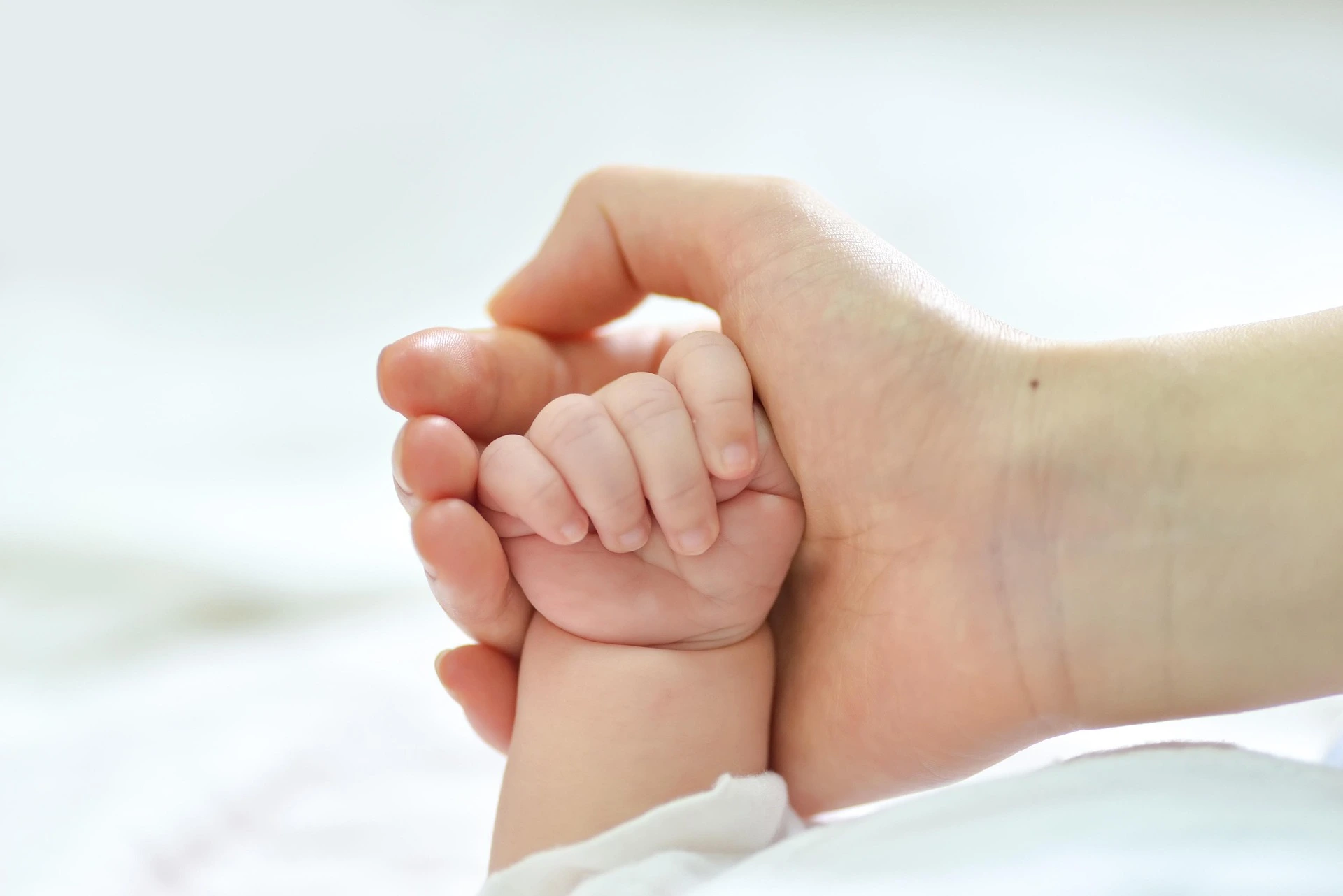 Imagen de Bebé, Niño y Mano.